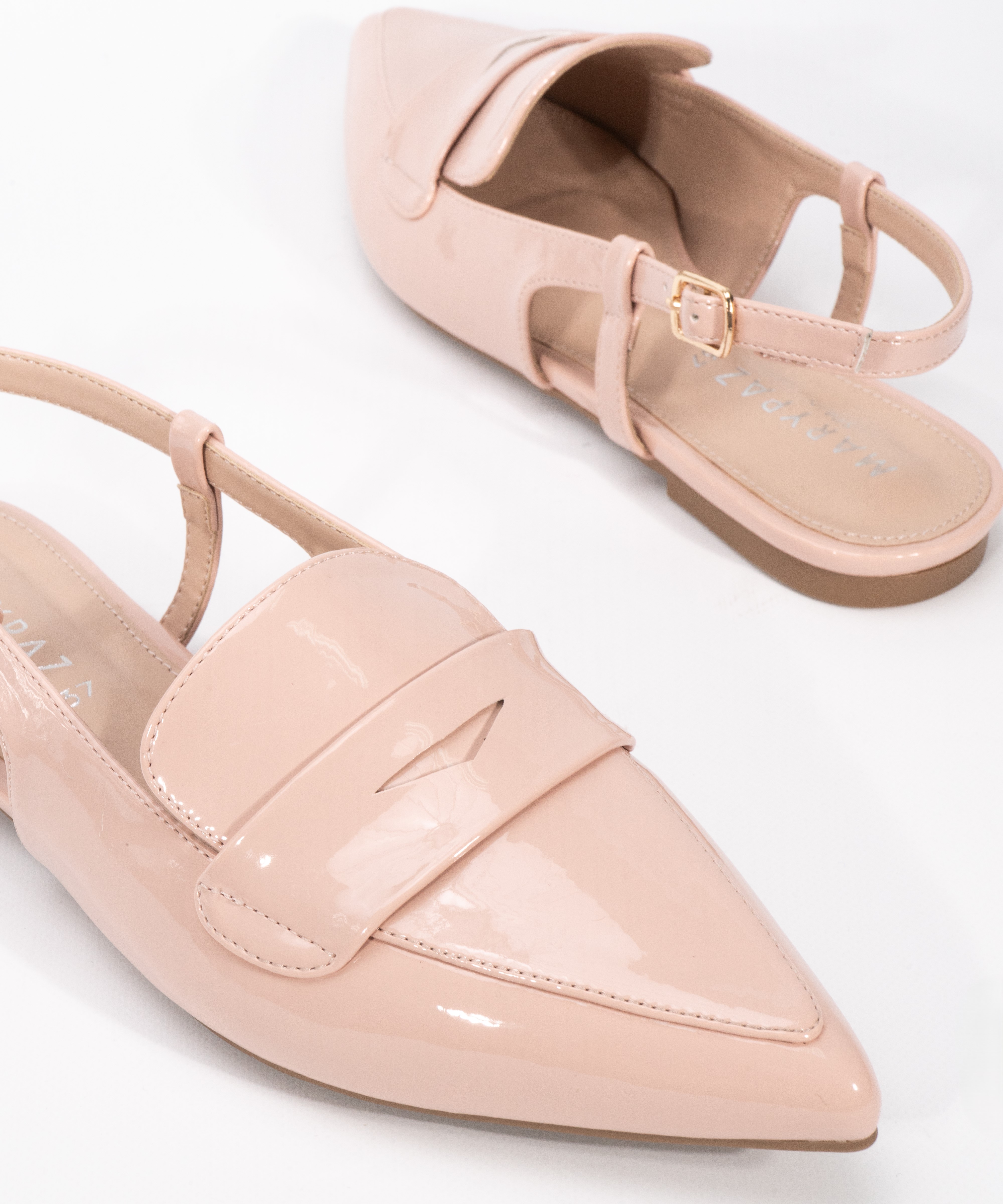 Zapatos destalonados